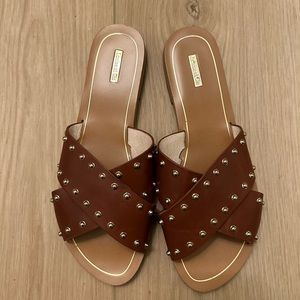 Louise et Cie leather slides with gold accents. Like new!